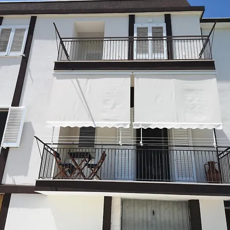 Domus Dea, Il Cuore Del Salento *